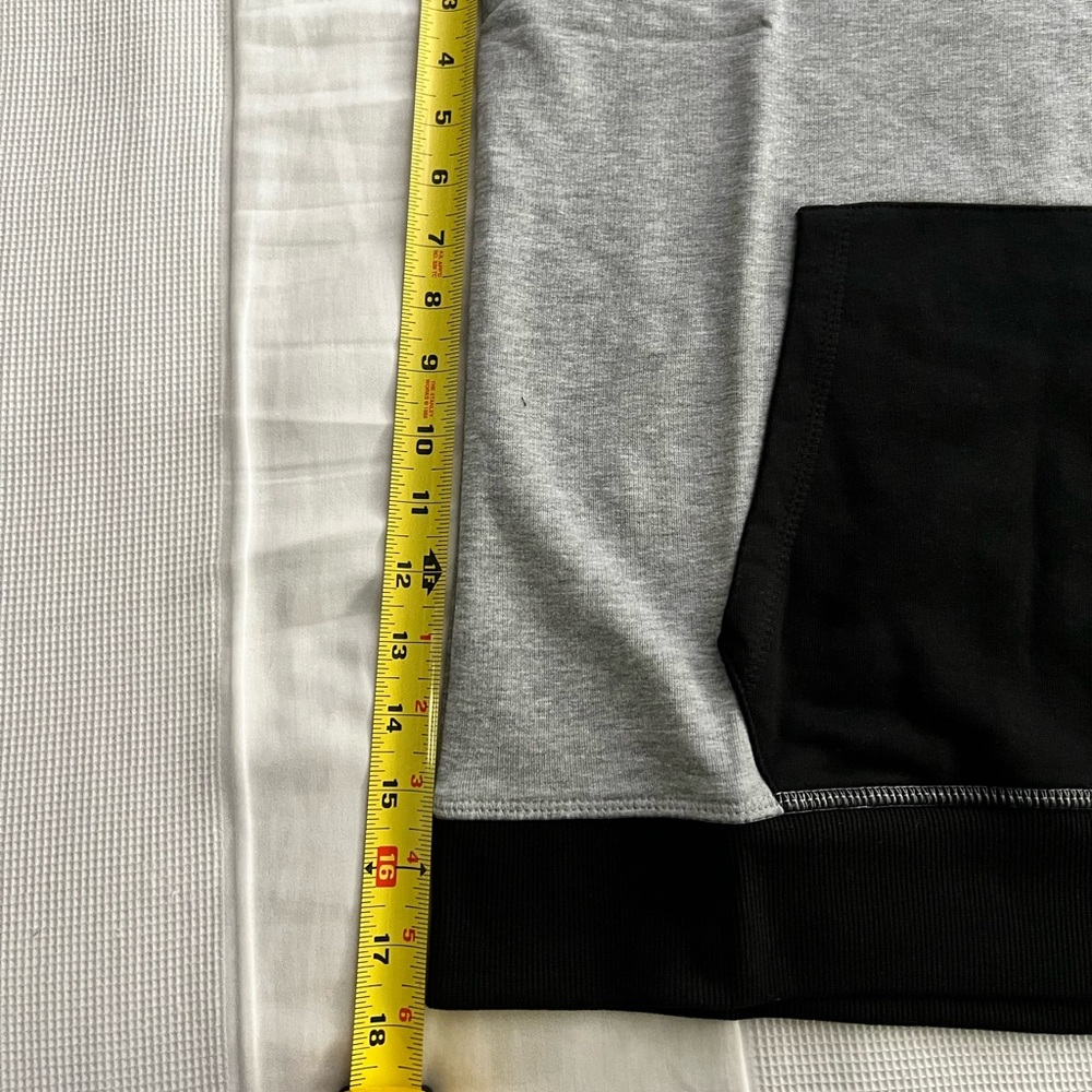 SOLD New Karl Lagerfeld Hoodie Size Large - Picture 5 of 8